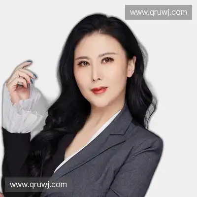 常宏雅
